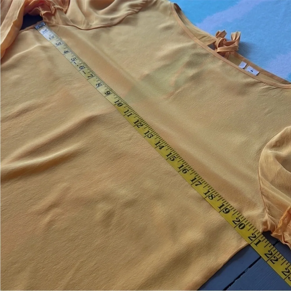 Lewit Silk Pleated Sleeve Blouse Yellow Keyhole Back Top M - Picture 8 of 10